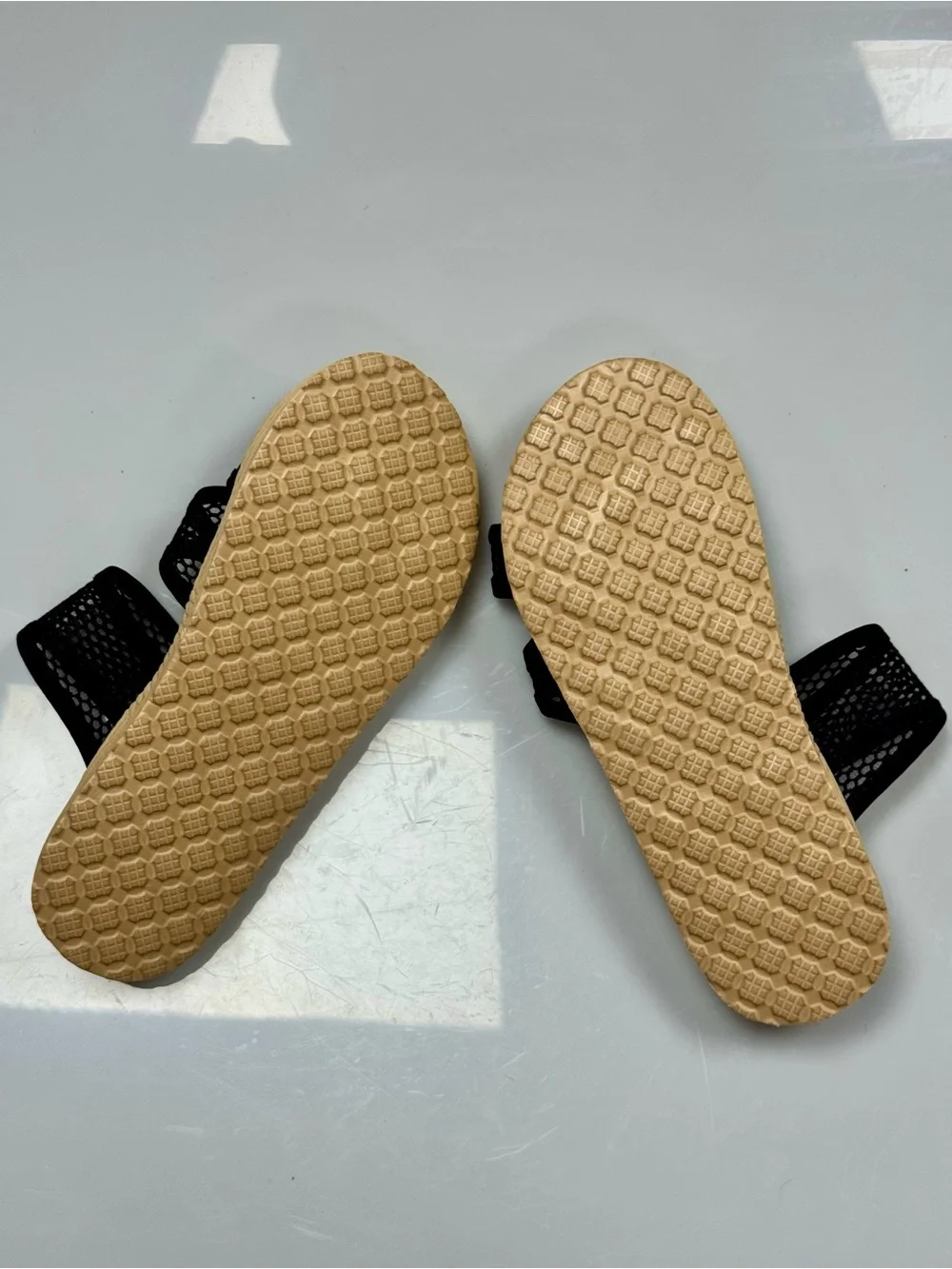 Women’s Size 40 Black Mesh Bow Raffia Slide Sandals Beach Resort Flats